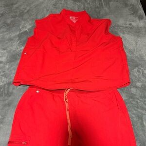 Figs Zamora Jogger pants size 2XL TALL and Rafaela top 2XL. Smoke free home.